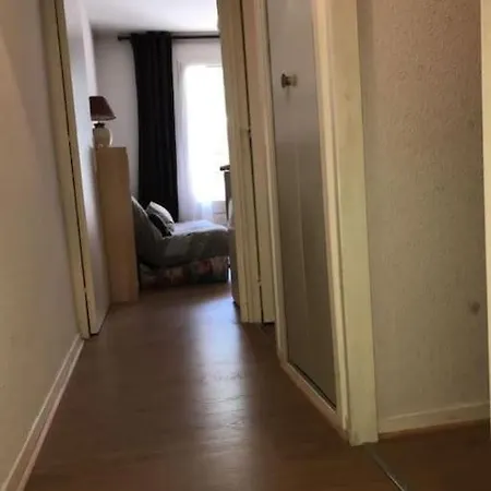 Allos, Pieds Des Pistes, à 10 Minutes De La Base De Loisirs *