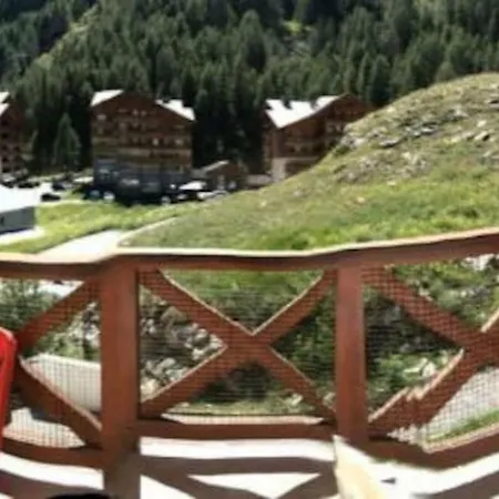 Allos, Pieds Des Pistes, A 10 Minutes De La Base De Loisirs *